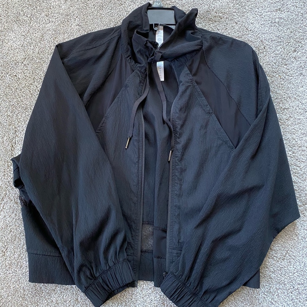 lululemon windbreaker